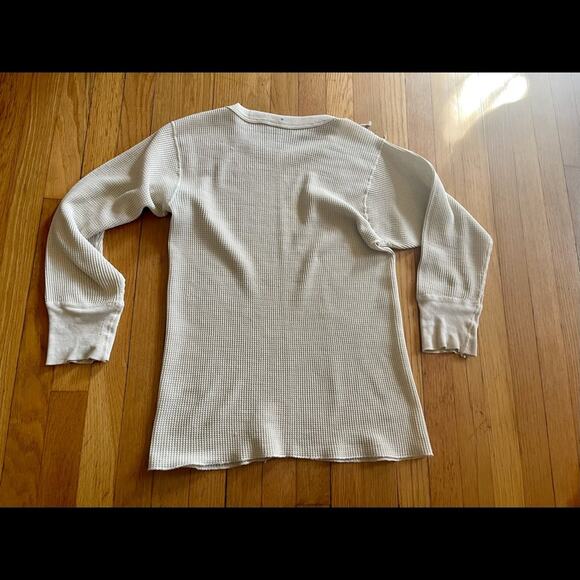 Vintage Distressed Waffle Knit - Picture 8 of 9